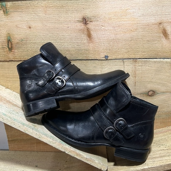 BORN Womens 6.5 M Pirlo Ankle Booties Black Leather Buckle D76103  Boots - Picture 7 of 9